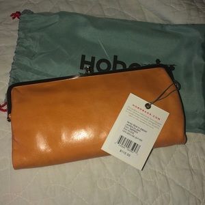 HOBO Lauren wallet in Saffron